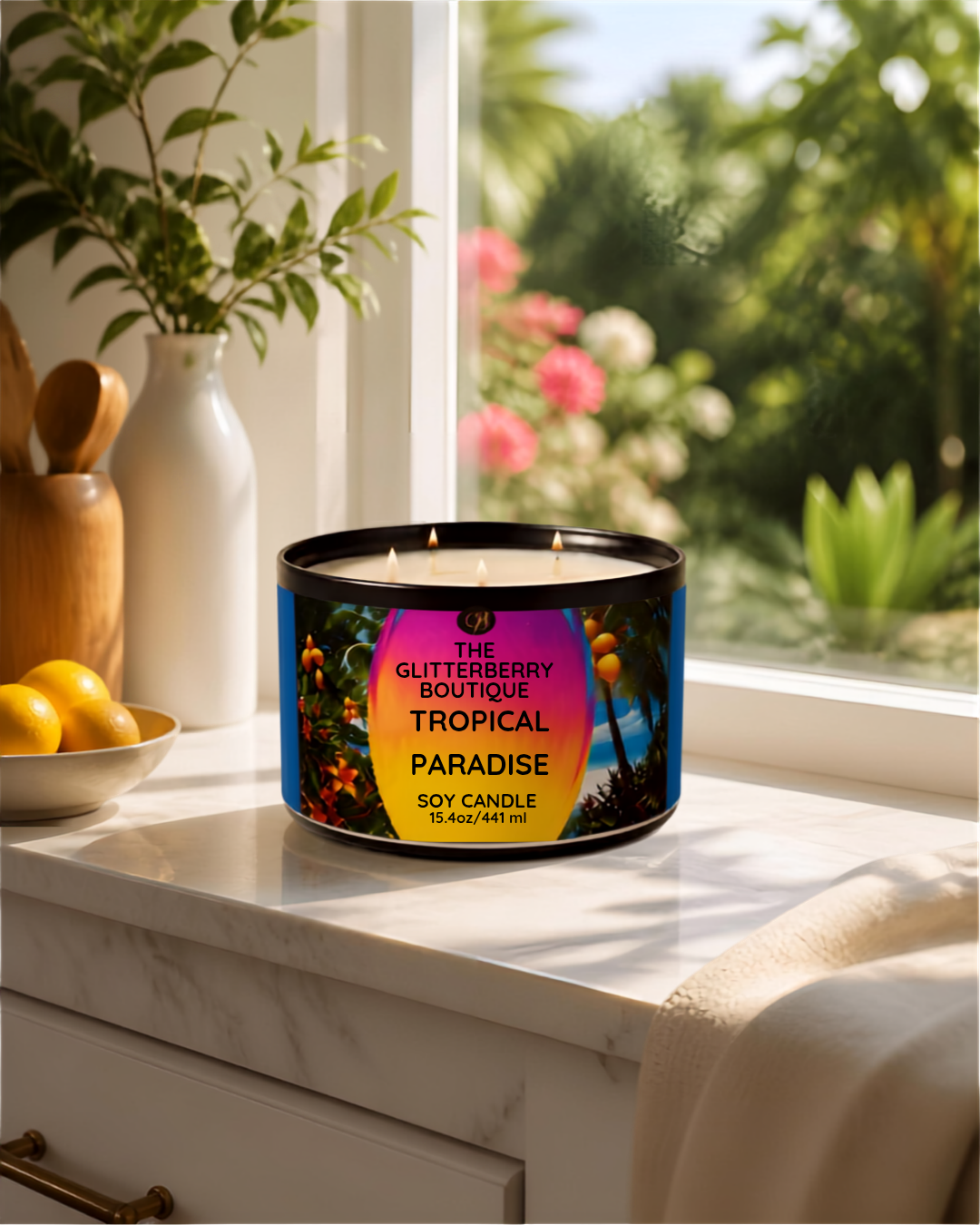 TROPICAL PARADISE SOY CANDLE